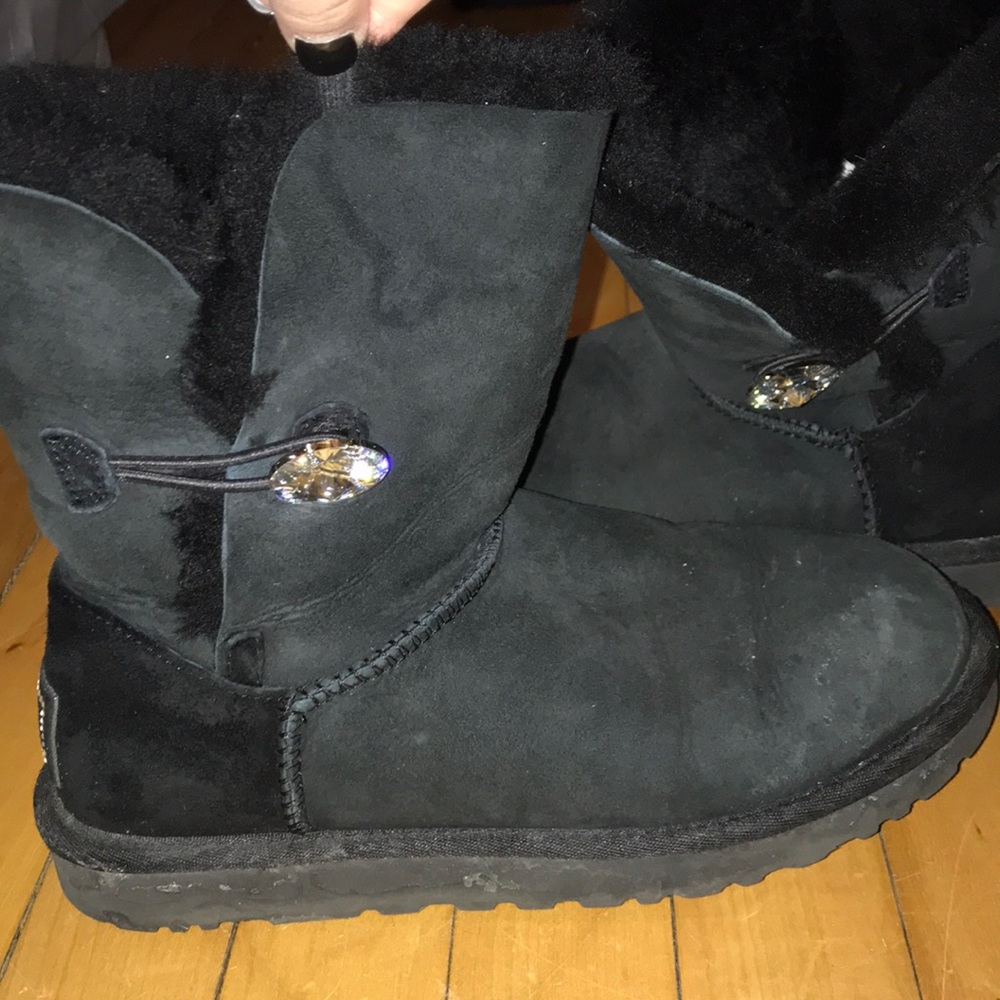UGGS Bailey Button Bling